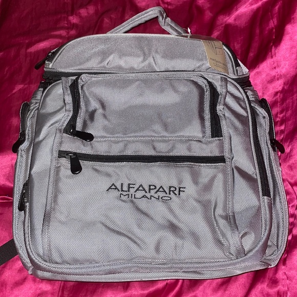 Macy's Handbags - NWT Macys Backpack 🖤